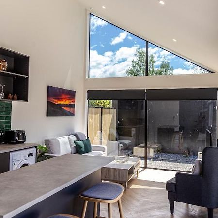 Magic On Maryburn - The Green Room Twizel Exteriör bild