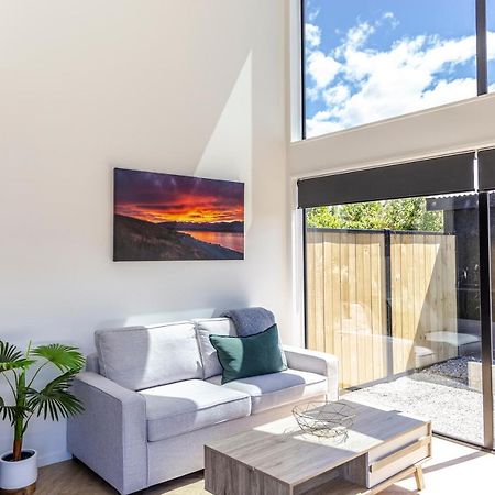 Magic On Maryburn - The Green Room Twizel Exteriör bild